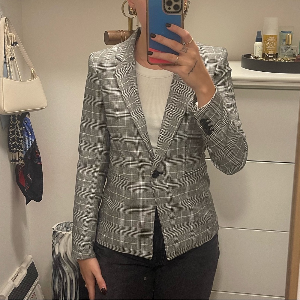 H&M Fitted Checkered Button Up Blazer
